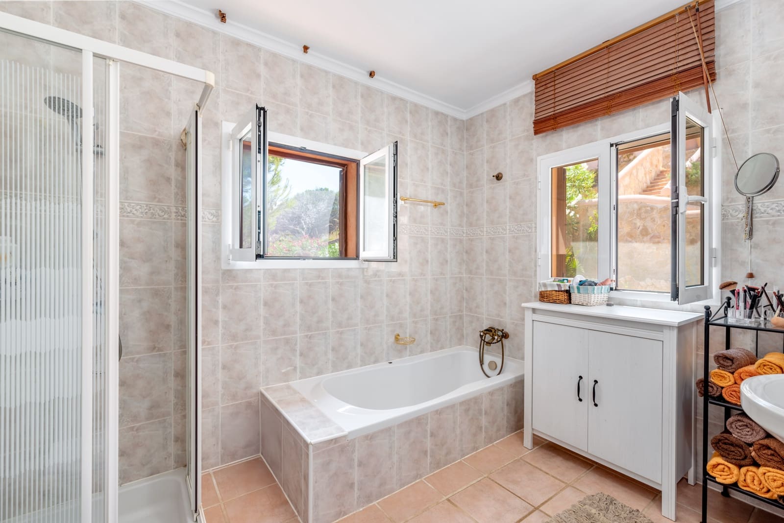 5 slaapkamer Villa te koop in Cala Ratjada met zwembad garage - € 1.650.000 (Ref: 9898395)