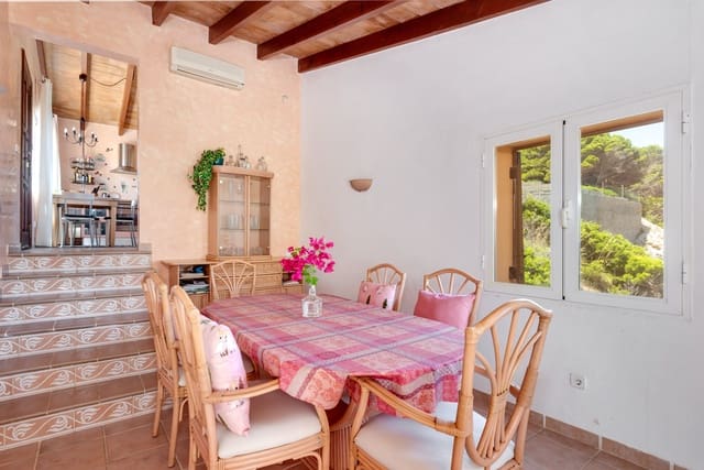 5 slaapkamer Villa te koop in Cala Ratjada, Capdepera met zwembad garage - € 1.650.000 (Ref: 9898395)