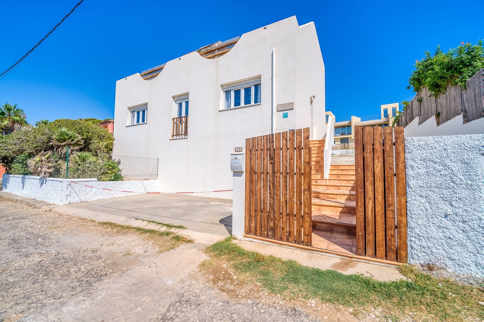 5 Zimmer Villa zu verkaufen in Cala Ratjada mit Pool - 1.325.000 € (Ref: 9898396)