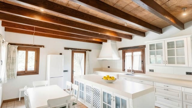 6 slaapkamer Finca/Landhuis te koop in Llucmajor met zwembad garage - € 2.400.000 (Ref: 9899809)
