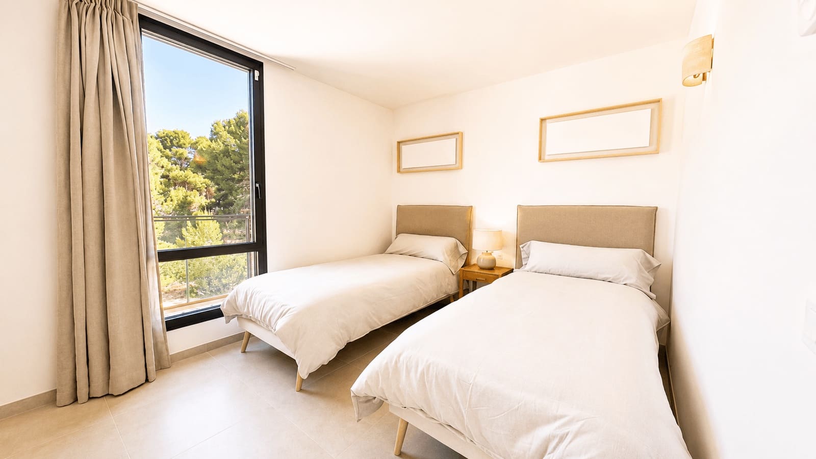 2 bedroom Apartment for rent in Cala Millor with pool garage - € 2,200 (Ref: 9899874)
