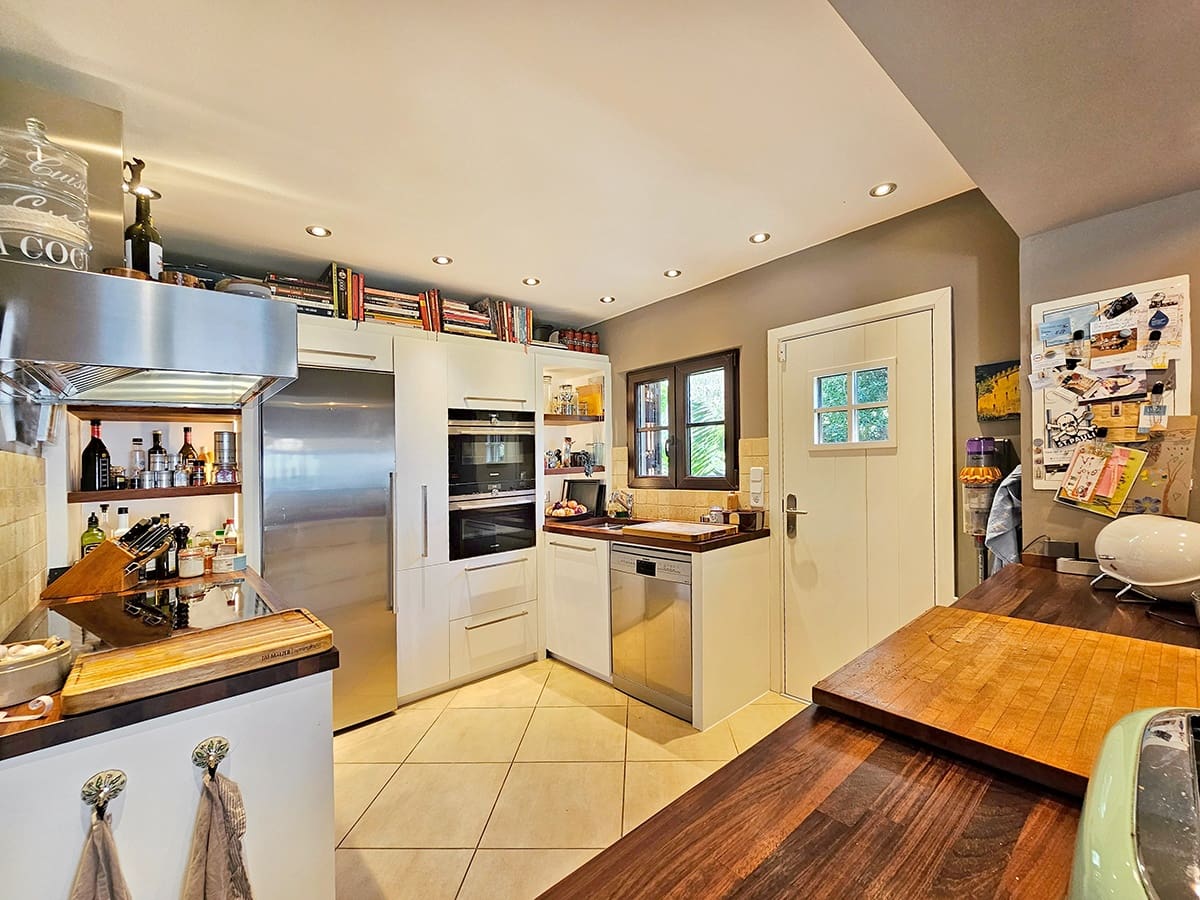 4 soverom Villa til salgs i Canyamel med svømmebasseng garasje - € 1 750 000 (Ref: 9902337)