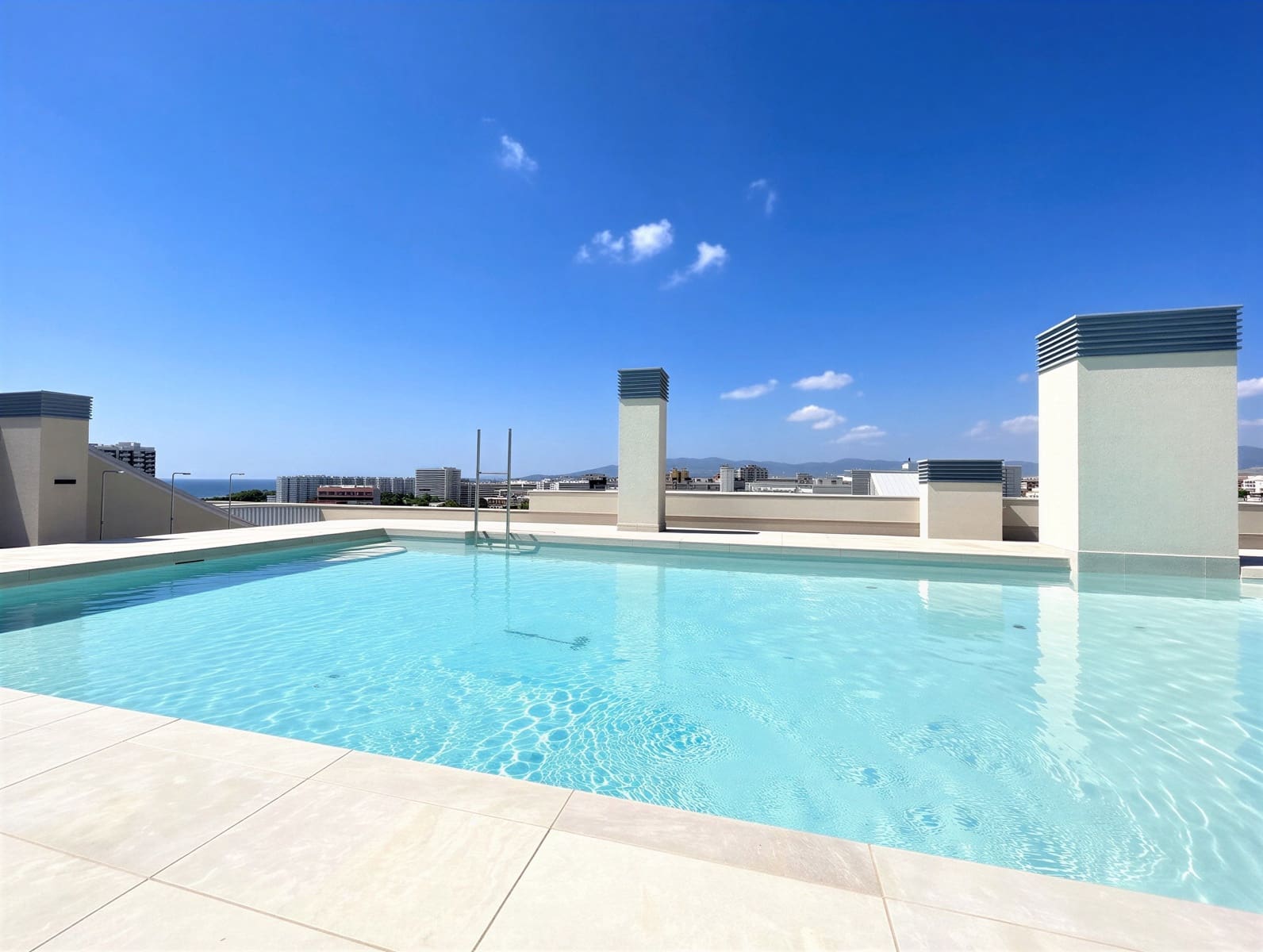 3 bedroom Apartment for sale in Palma de Mallorca with pool - € 710,000 (Ref: 9904894)