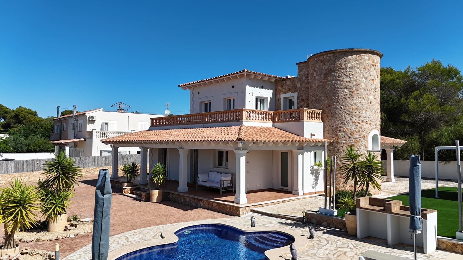 3 chambre Villa/Maison à vendre à Cala Pi avec piscine garage - 1 270 000 € (Ref: 9911529)