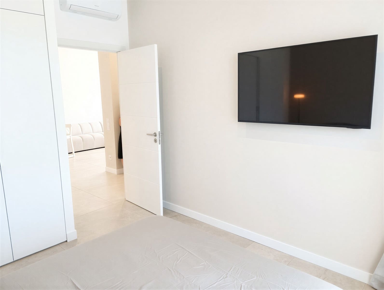 2 bedroom Apartment for sale in Alicante / Alacant city - € 199,300 (Ref: 9921076)