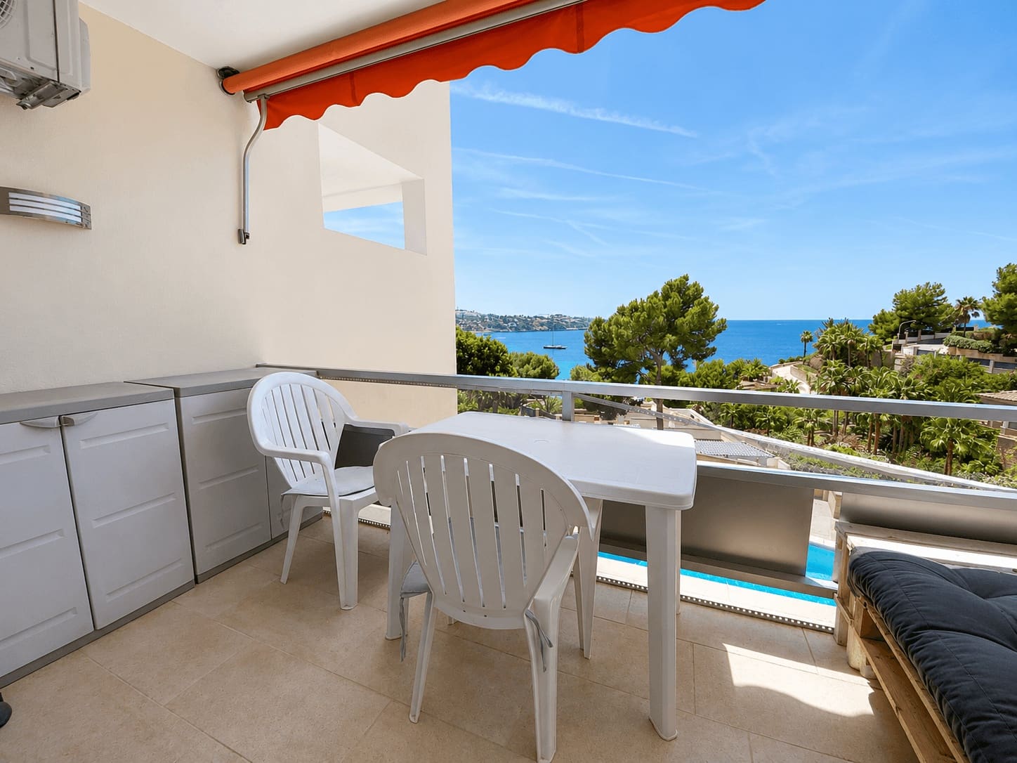 Apartment for sale in Costa de la Calma with pool - € 289,000 (Ref: 9922927)