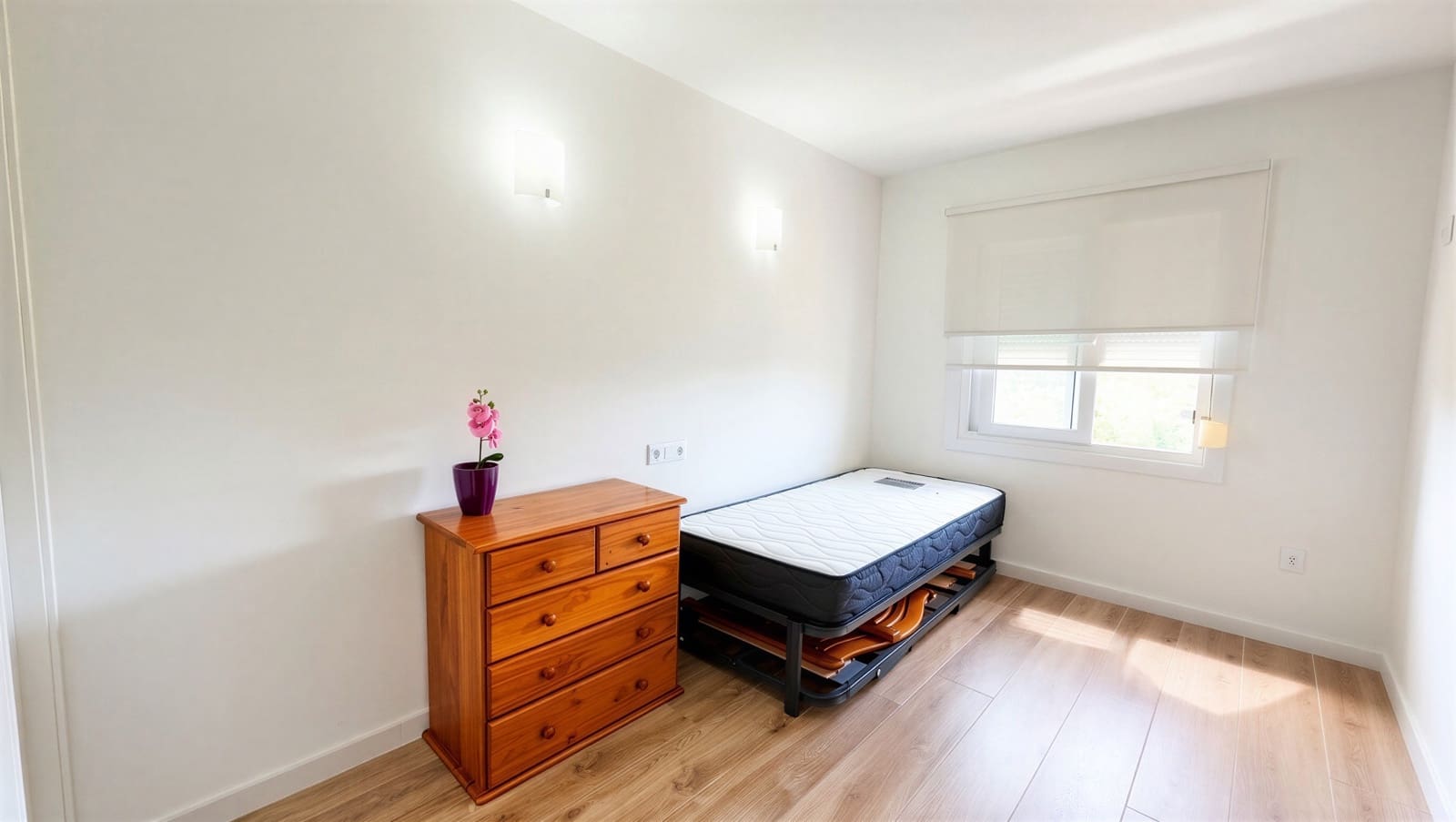 2 bedroom Apartment for rent in Palma de Mallorca - € 1,500 (Ref: 9928477)