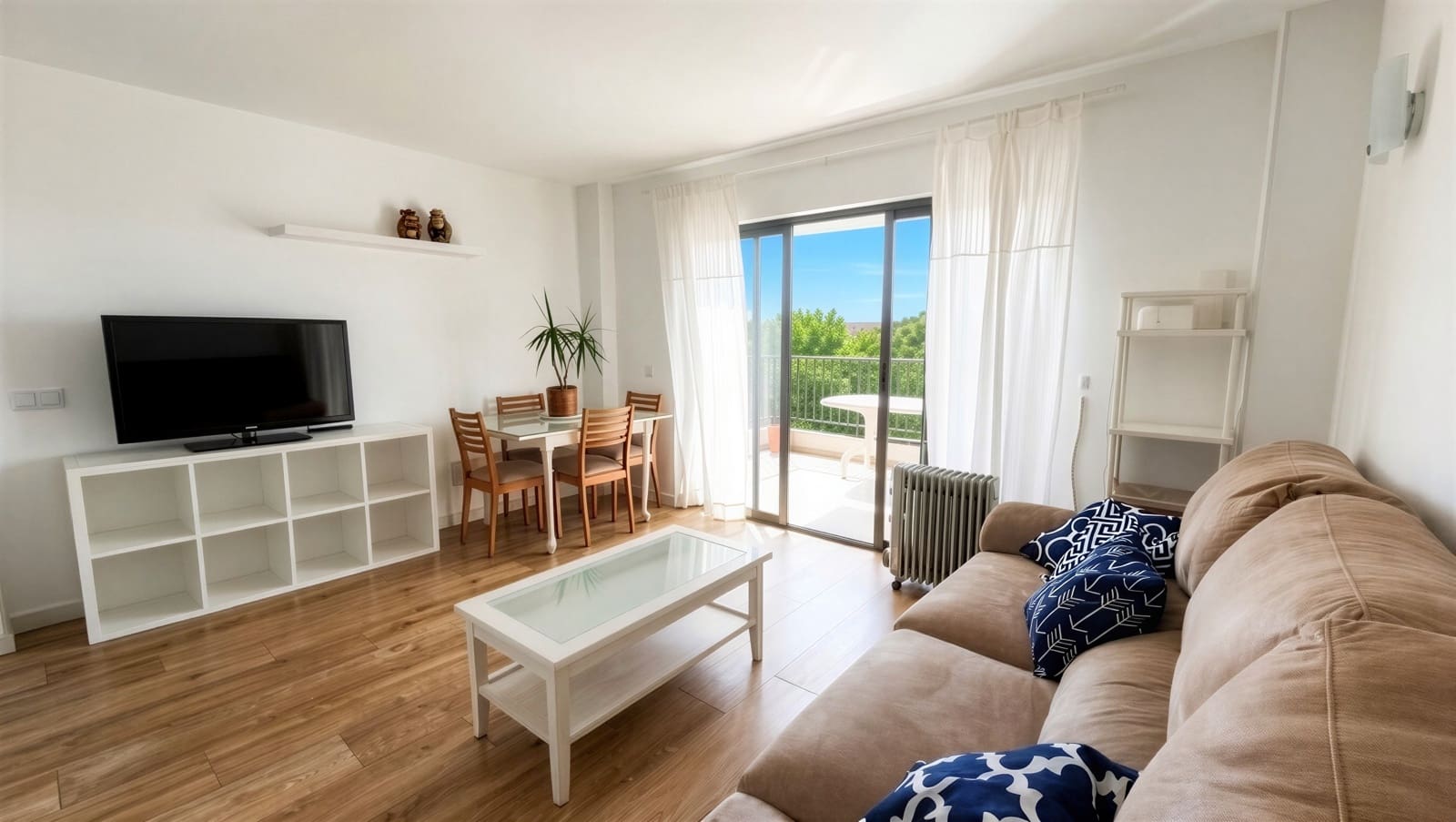 2 bedroom Apartment for rent in Palma de Mallorca - € 1,500 (Ref: 9928477)