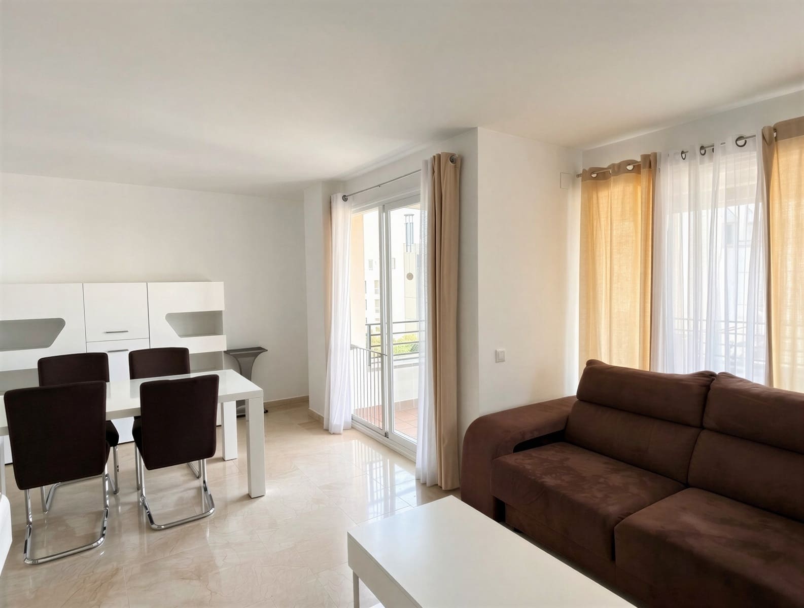 2 bedroom Apartment for rent in Can Pastilla with pool garage - € 1,950 (Ref: 9930004)