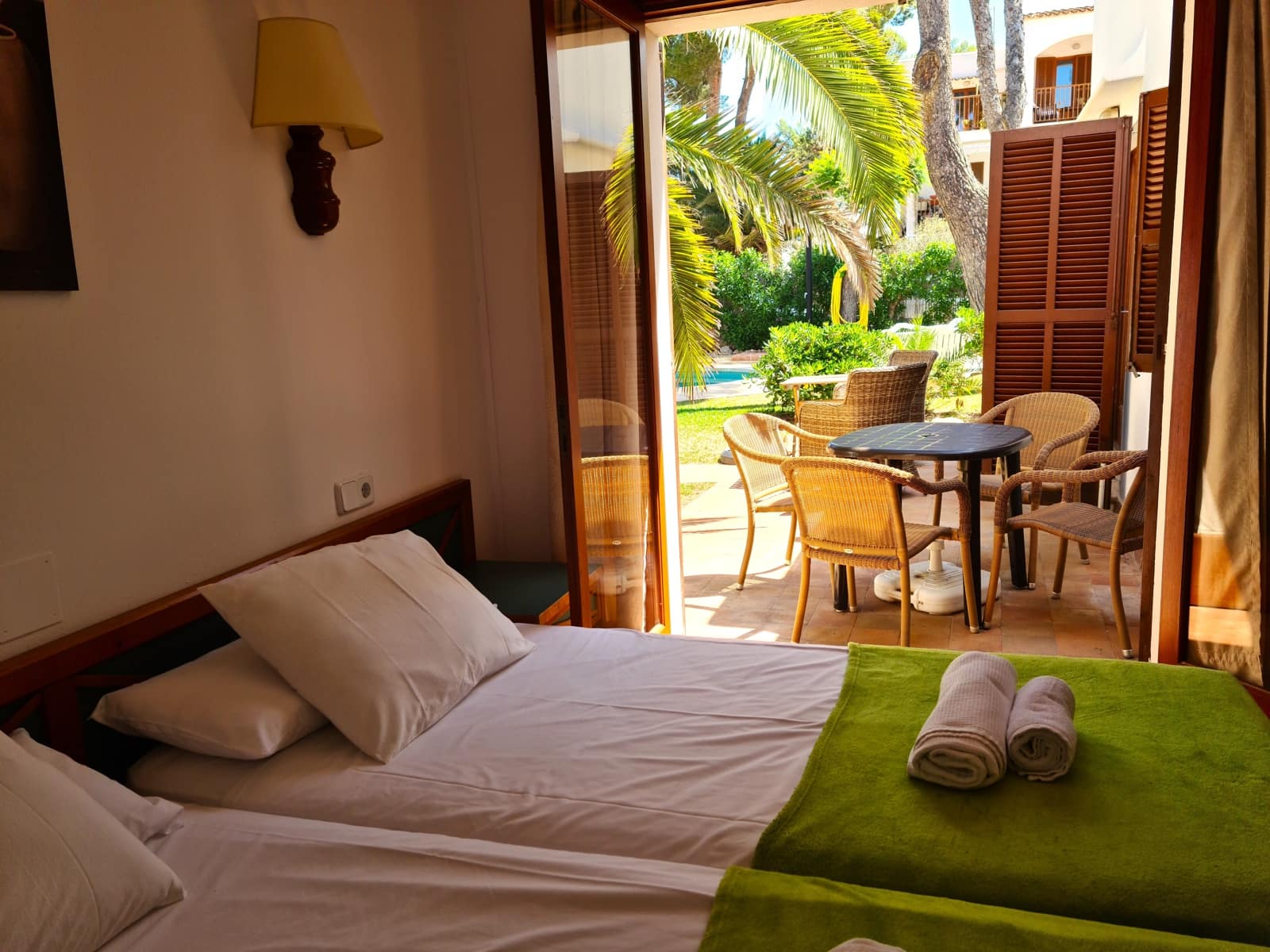 17 bedroom Commercial for sale in Cala d'Or with pool - € 2,400,000 (Ref: 9932286)