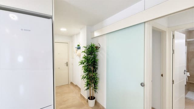 3 bedroom Apartment for rent in Nou Llevant, Palma de Mallorca - € 2,100 (Ref: 9938691)