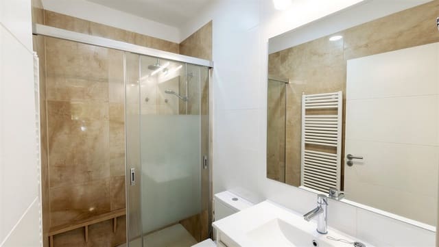 3 bedroom Apartment for rent in Nou Llevant, Palma de Mallorca - € 2,100 (Ref: 9938691)