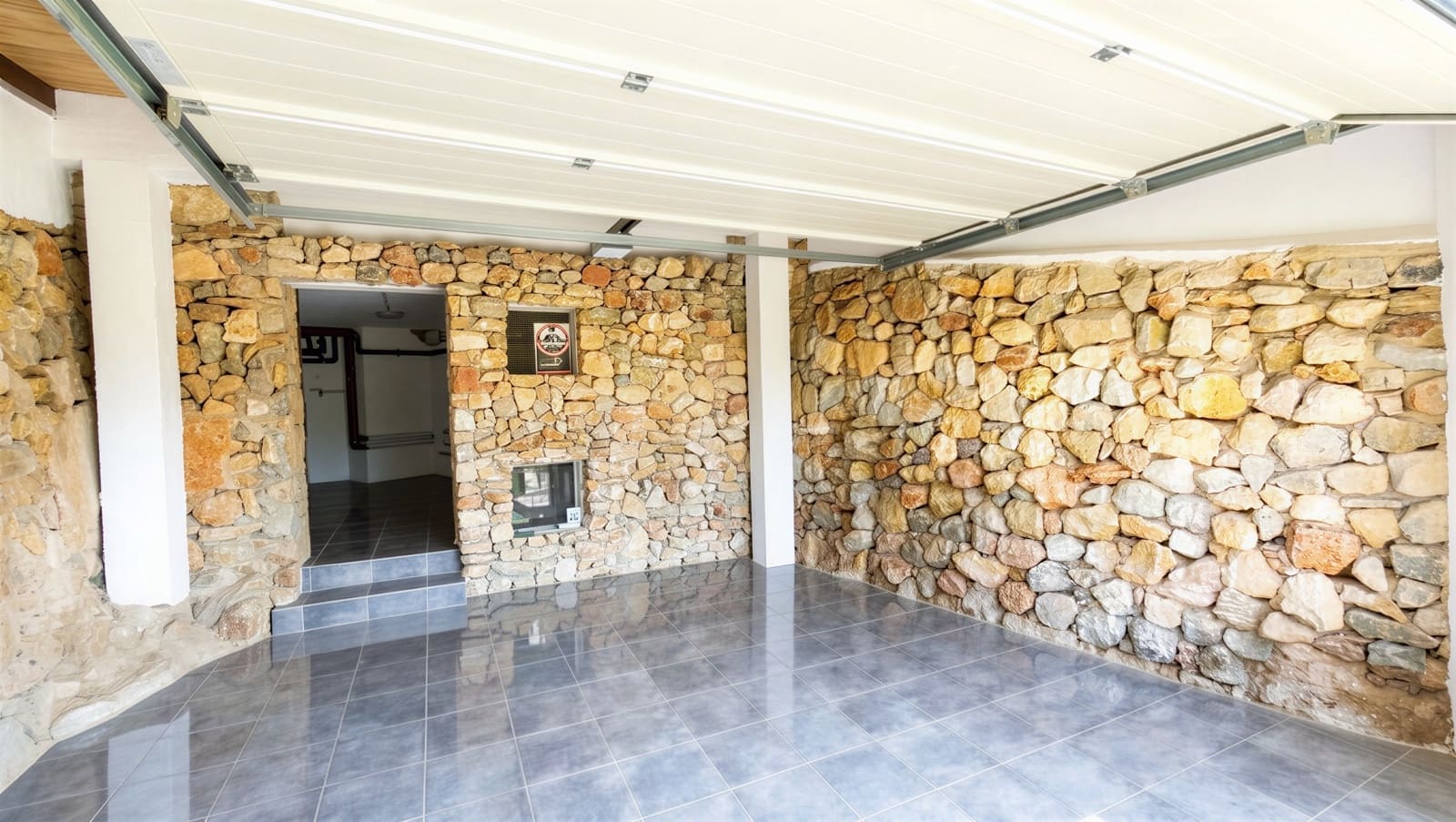 3 sypialnia Willa na sprzedaż w Puerto de Andratx z basenem garażem - 3 950 000 € (Ref: 9943802)