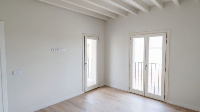 2 slaapkamer Appartement te koop in El Mercat, Palma de Mallorca met garage - € 825.000 (Ref: 9956035)