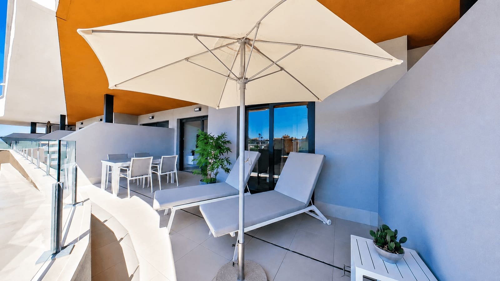 2 slaapkamer Appartement te koop in Sa Coma met zwembad - € 530.000 (Ref: 9956694)