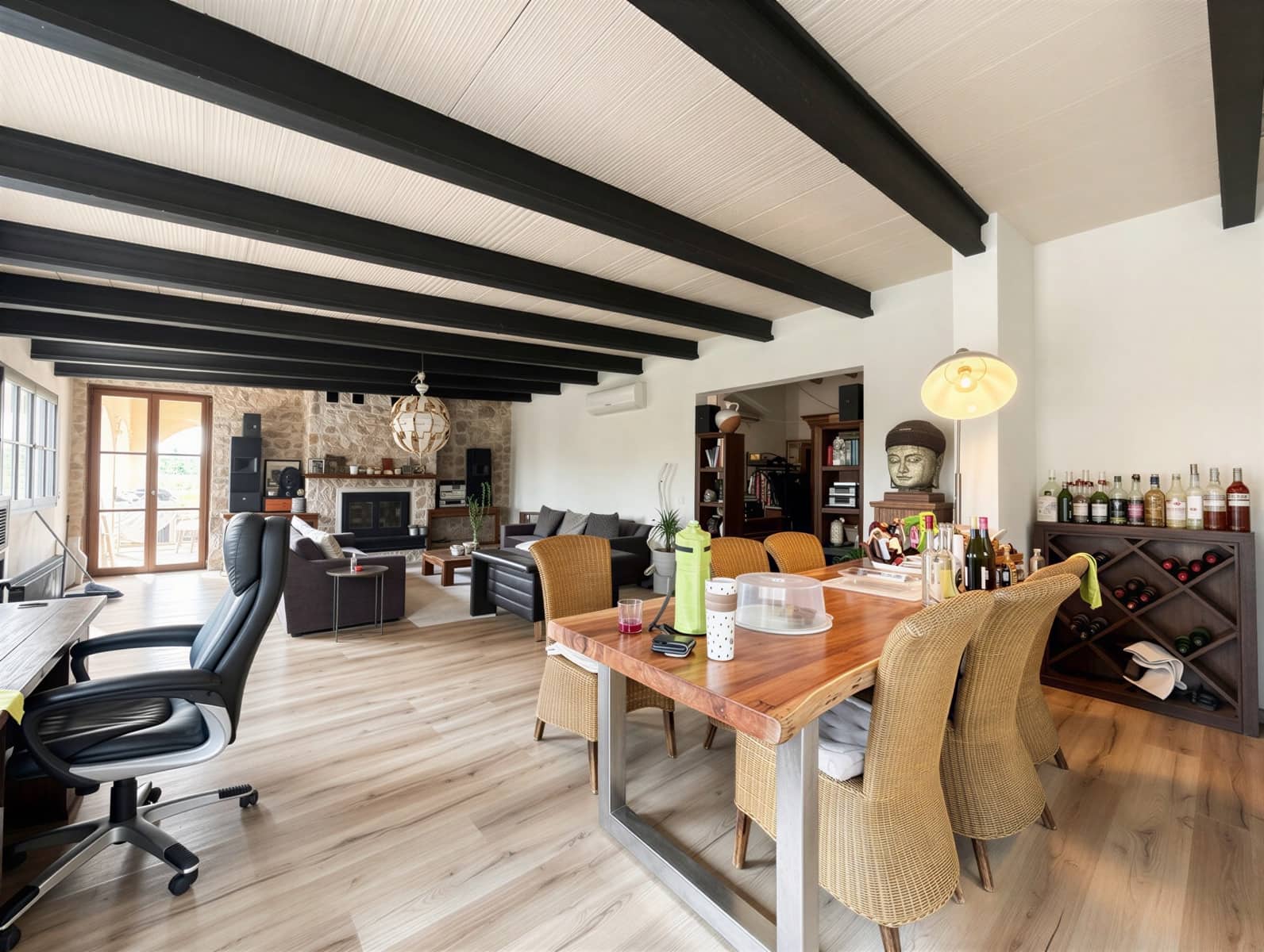 8 bedroom Finca/Country House for sale in L'Aranjassa / S'Aranjassa with pool garage - € 950,000 (Ref: 9969016)