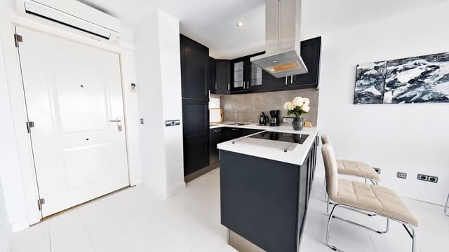 2 soverom Penthouse til leie i Cala Millor, Son Servera med svømmebasseng - € 2 200 (Ref: 9971472)