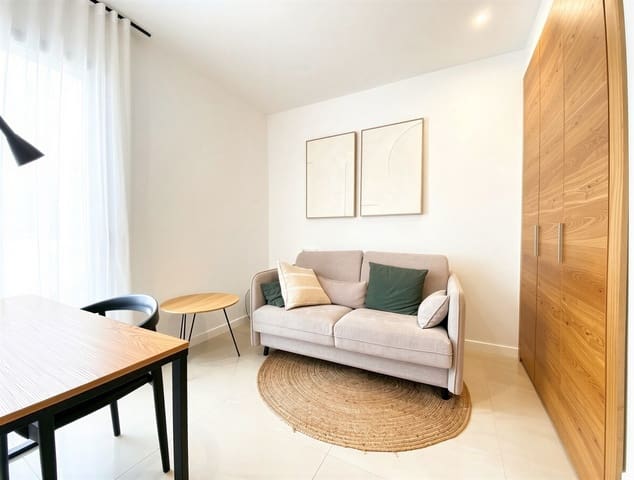 Apartamento de 3 habitaciones en Sant Elm, Andratx en venta con piscina garaje - 890.000 € (Ref: 9983222)