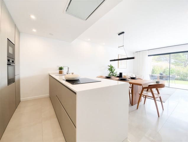 Apartamento de 3 habitaciones en Sant Elm, Andratx en venta con piscina garaje - 890.000 € (Ref: 9983222)