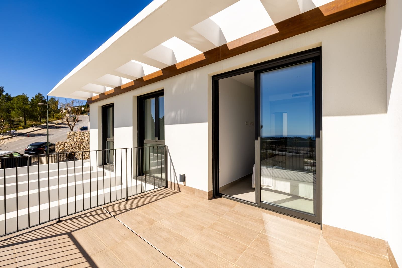 Chalet de 3 habitaciones en Polop en venta con piscina garaje - 598.700 € (Ref: 9989855)