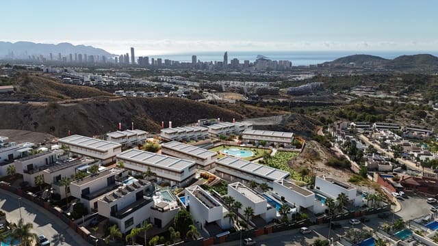 3 Zimmer Reihenhaus zu verkaufen in Balcón de Finestrat - Terra Marina, Finestrat mit Pool Garage - 430.000 € (Ref: 9989971)