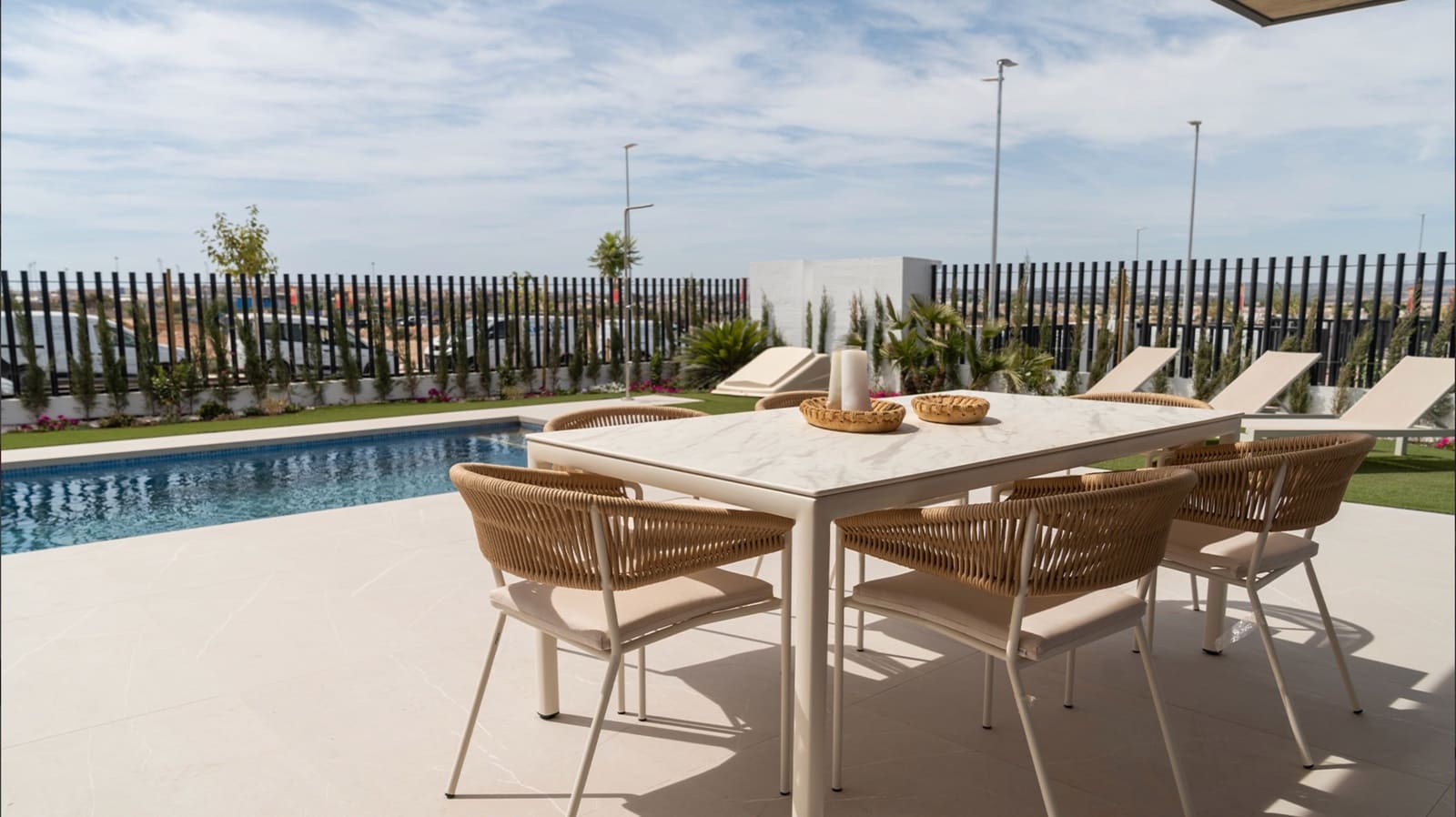 3 soverom Leilighet til salgs i Torrevieja med svømmebasseng garasje - € 397 100 (Ref: 9993639)