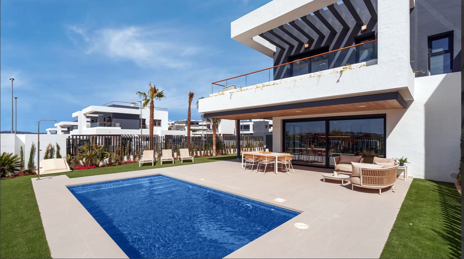 3 soverom Leilighet til salgs i Torrevieja med svømmebasseng garasje - € 397 100 (Ref: 9993639)