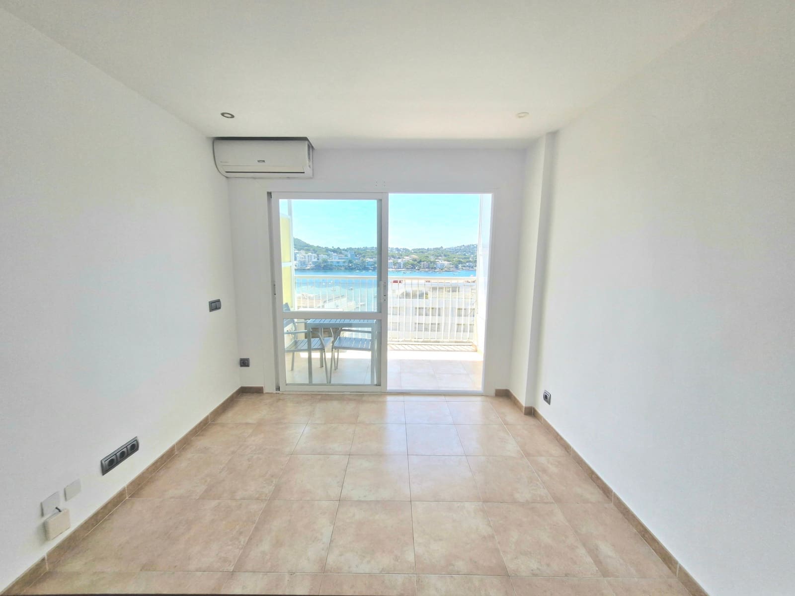 1 camera da letto Appartamento in vendita in Costa de la Calma - 240.000 € (Rif: 9994675)