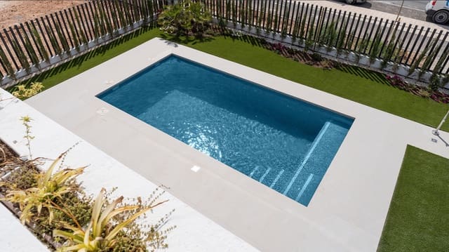 3 soverom Bungalow til salgs i Centro - Muelle Pesquero, Torrevieja med svømmebasseng garasje - € 435 100 (Ref: 9996284)