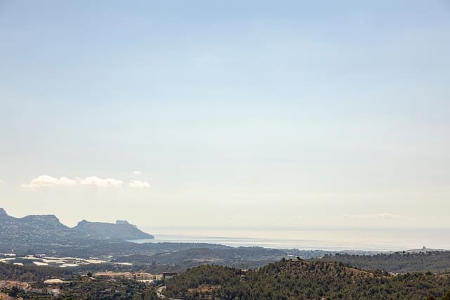 Chalet de 3 habitaciones en Polop en venta con piscina garaje - 829.000 € (Ref: 9999460)
