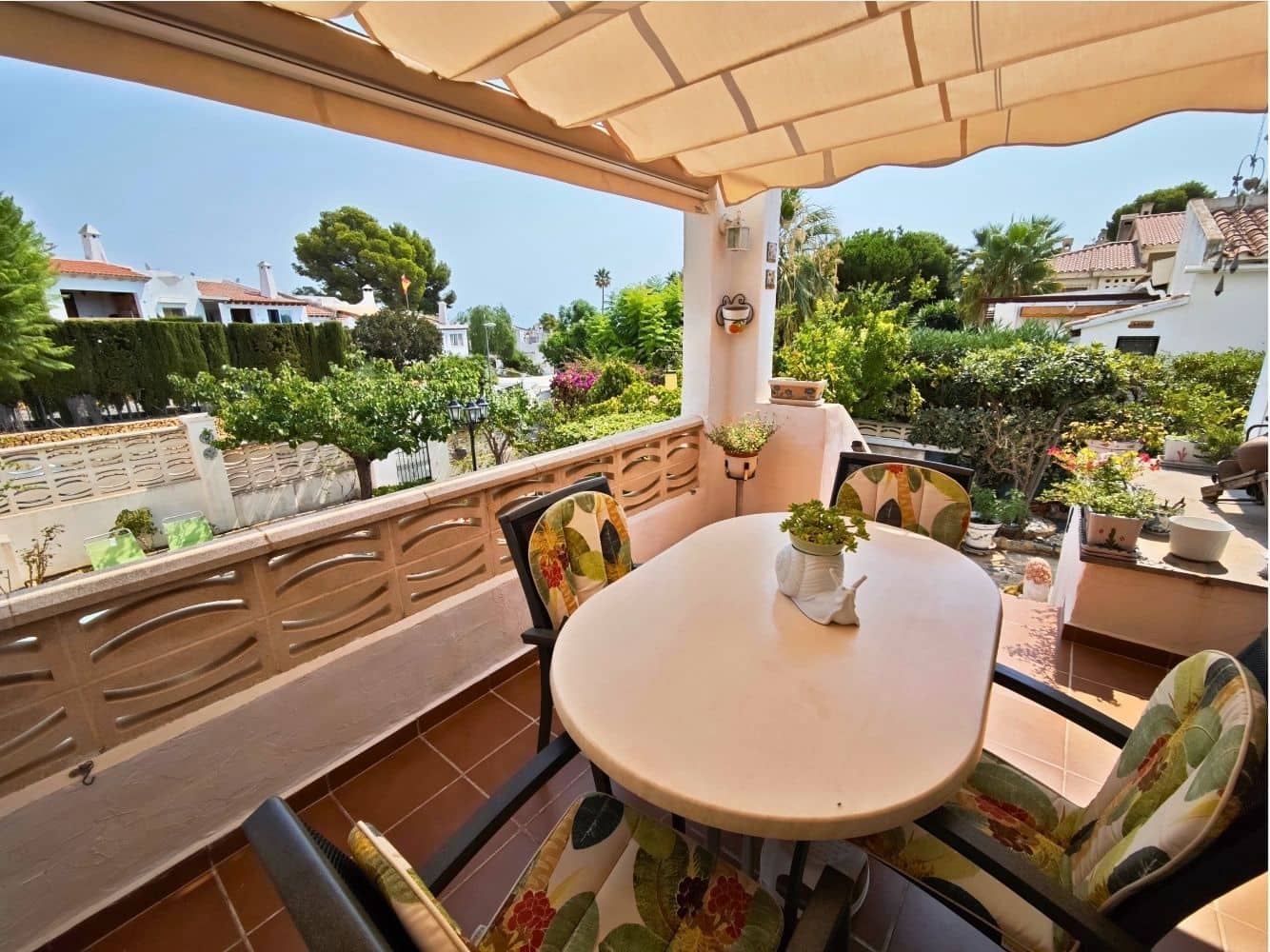 4 makuuhuone Huvila myytävänä paikassa La Nucia - 280 000 € (Ref: 9273004)