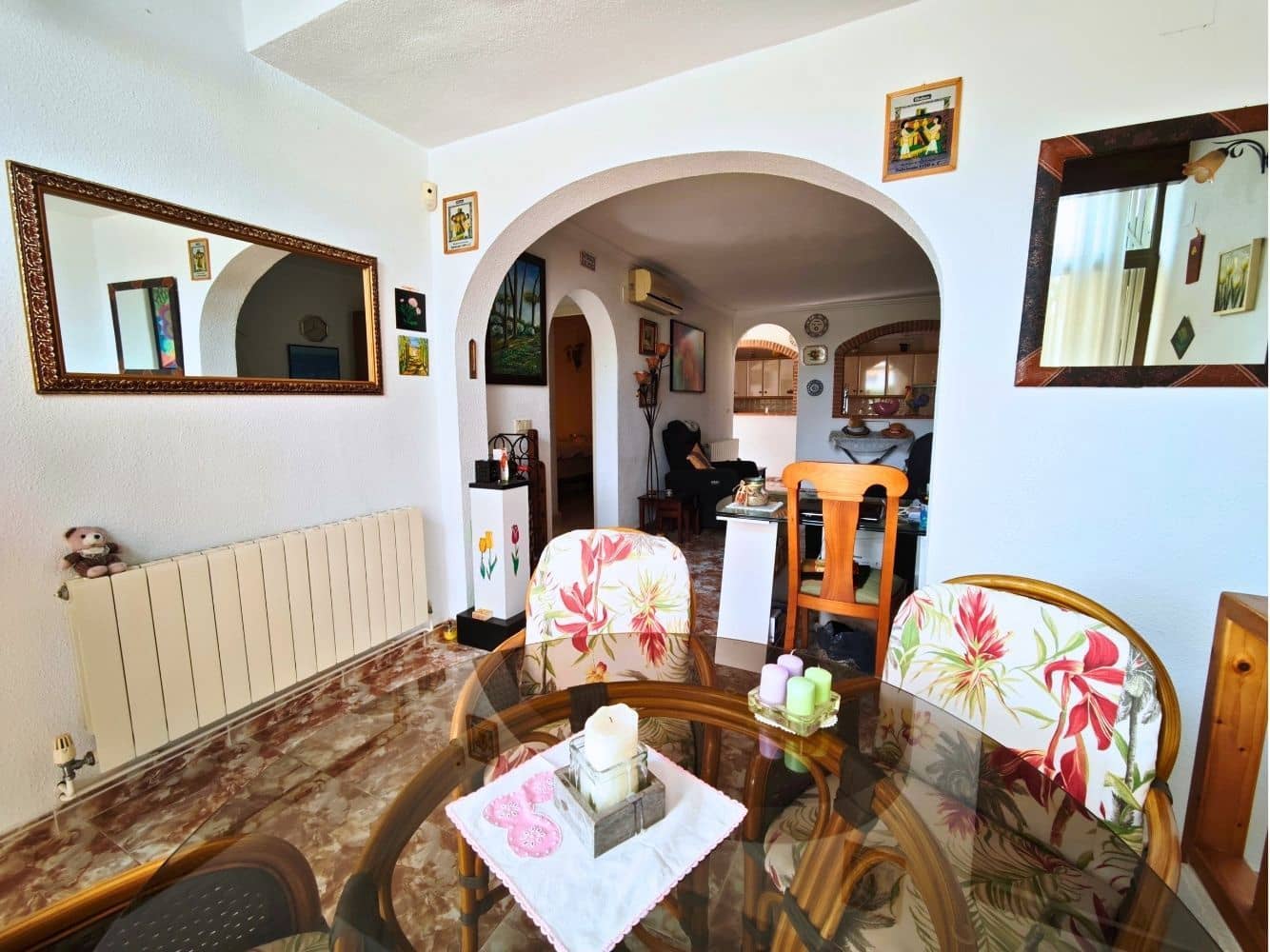 4 makuuhuone Huvila myytävänä paikassa La Nucia - 280 000 € (Ref: 9273004)