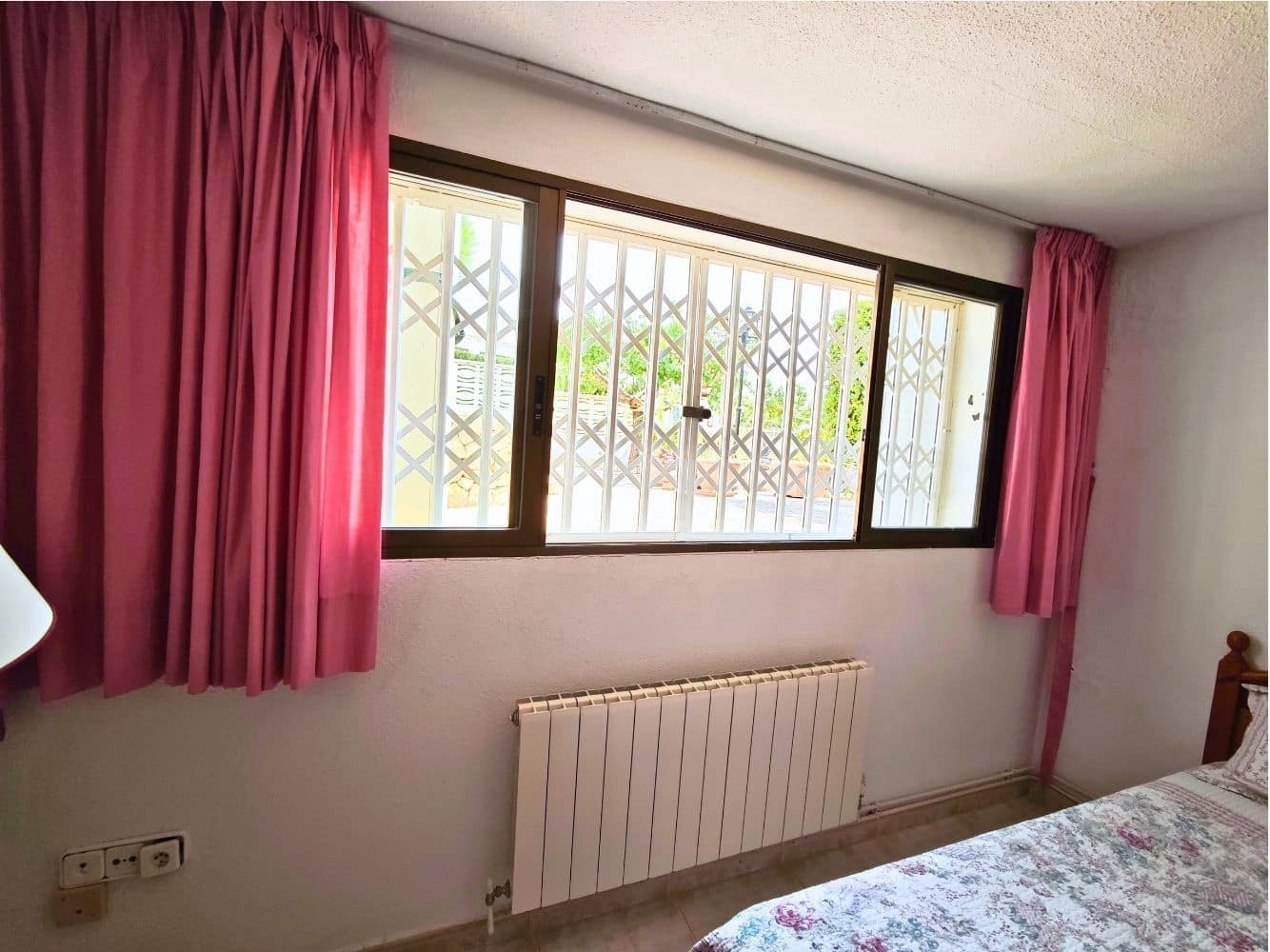 4 makuuhuone Huvila myytävänä paikassa La Nucia - 280 000 € (Ref: 9273004)