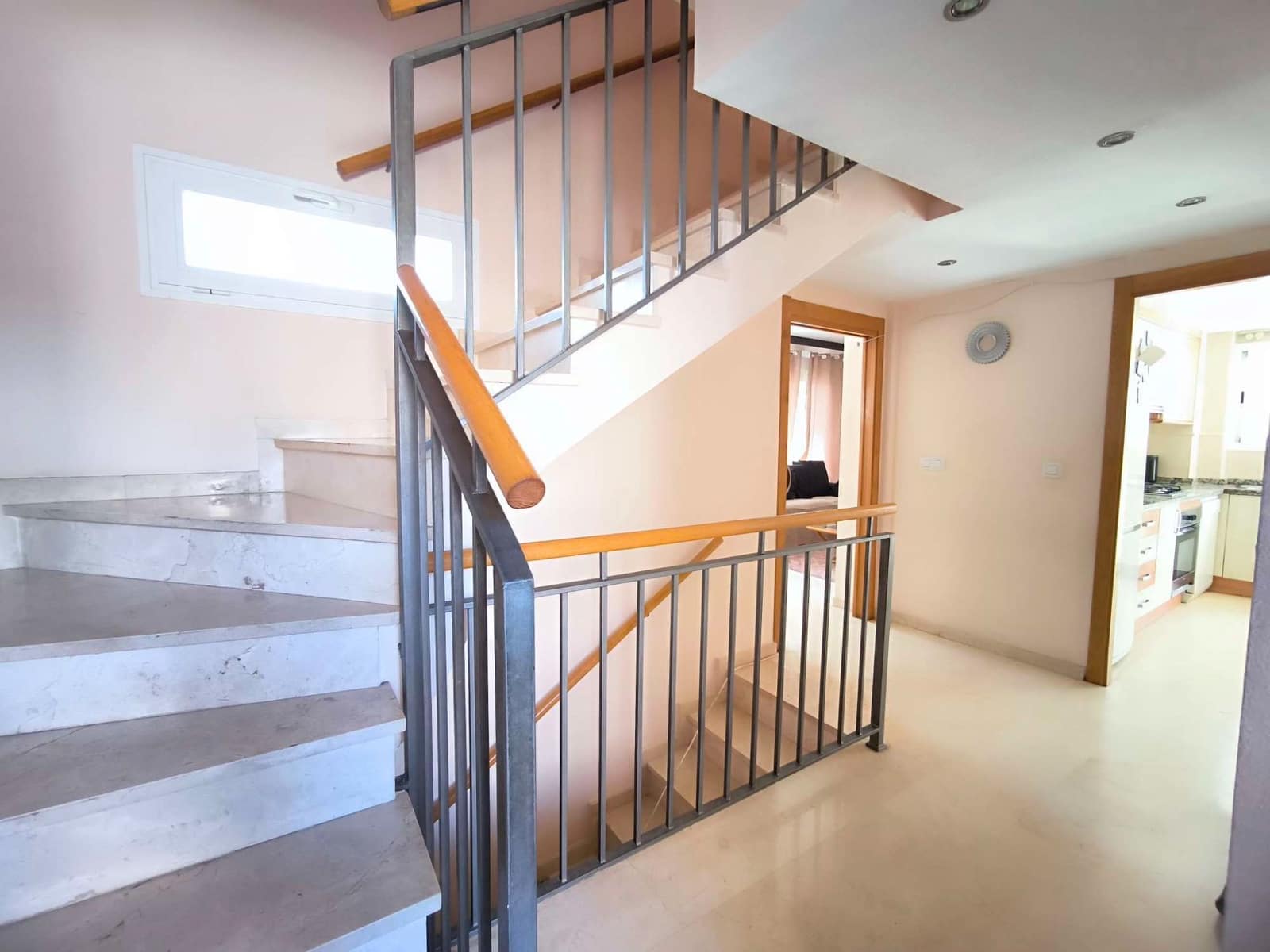 5 soveværelse Villa til salg i La Nucia med garage - € 370.000 (Ref: 9273011)