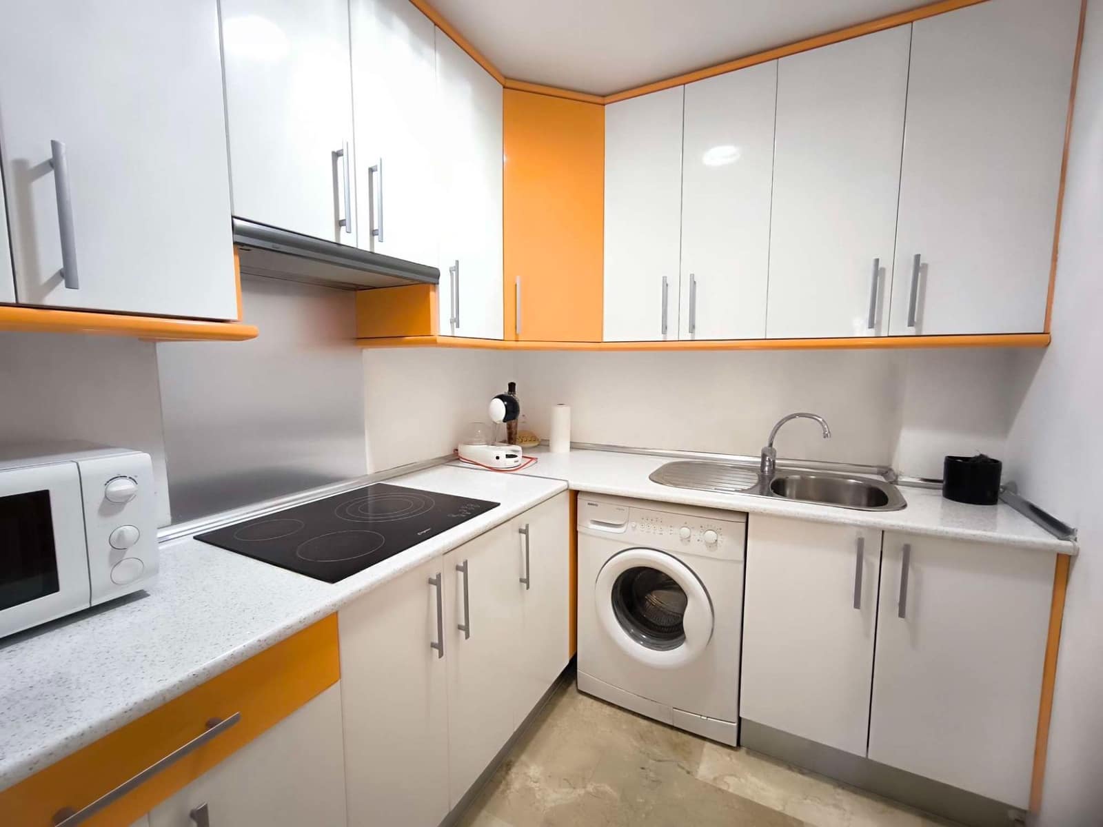 5 soveværelse Villa til salg i La Nucia med garage - € 370.000 (Ref: 9273012)