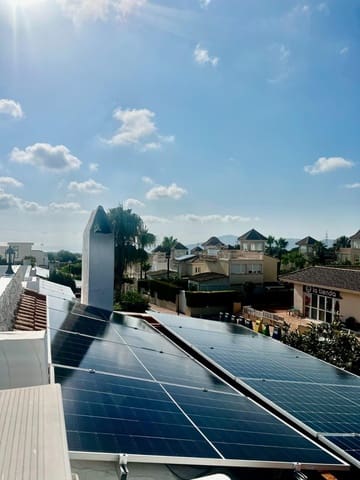 3 soverom Kjedet enebolig til salgs i La Nucia med svømmebasseng garasje - € 325 000 (Ref: 9273014)