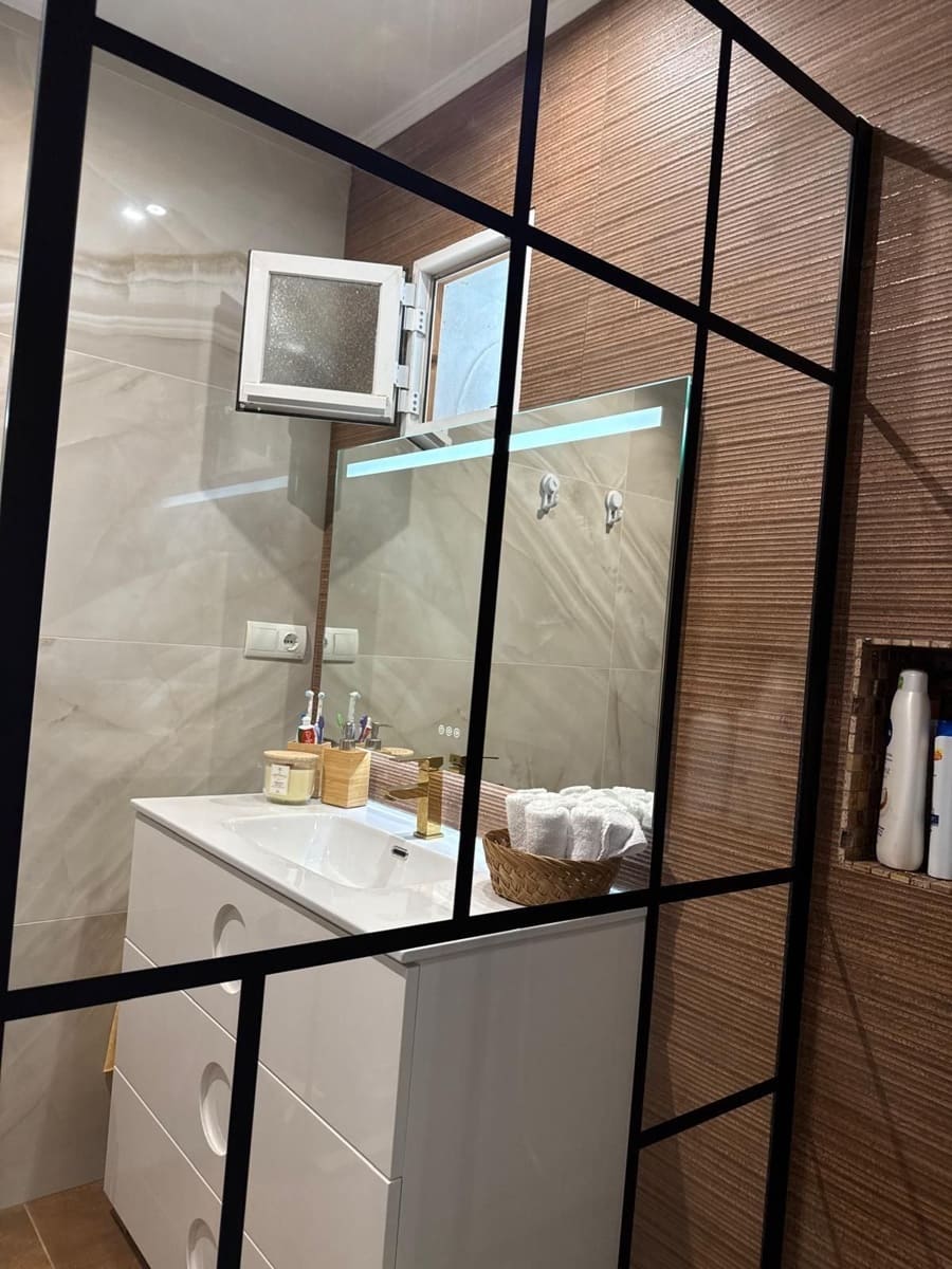 3 soveværelse Semi-Rækkehus til salg i La Nucia med swimmingpool garage - € 325.000 (Ref: 9273014)