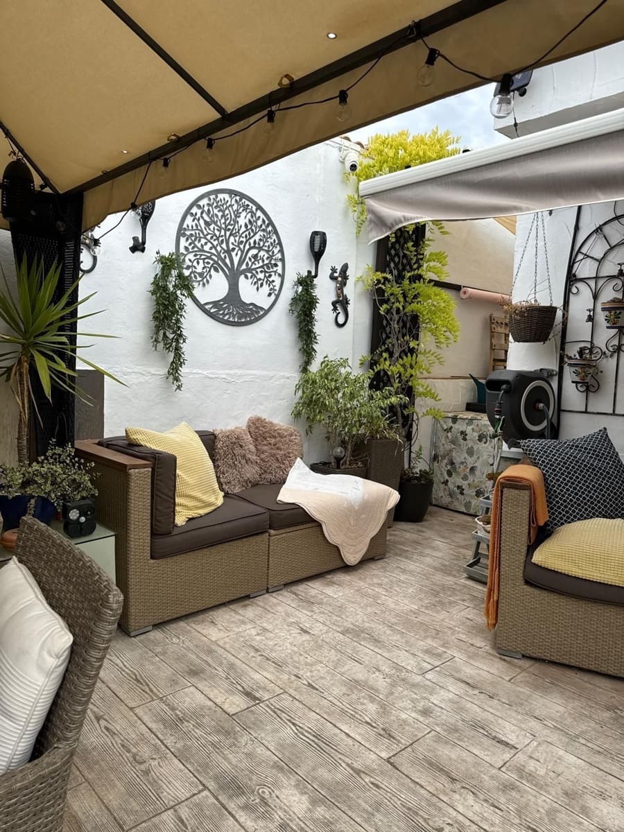 3 soveværelse Semi-Rækkehus til salg i La Nucia med swimmingpool garage - € 325.000 (Ref: 9273014)