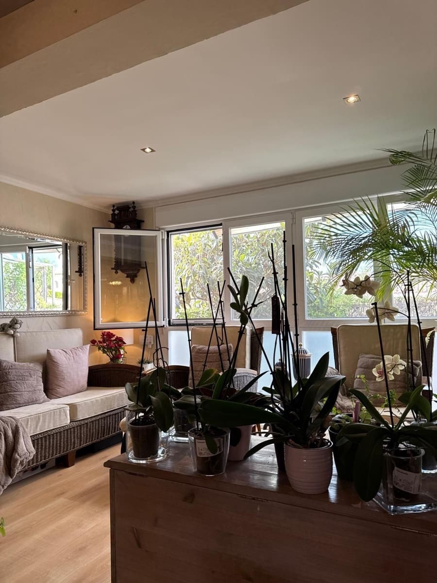 3 soveværelse Semi-Rækkehus til salg i La Nucia med swimmingpool garage - € 325.000 (Ref: 9273014)