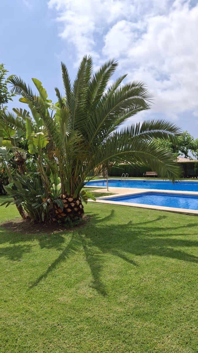 4 soveværelse Villa til salg i La Nucia med swimmingpool garage - € 366.000 (Ref: 9273022)