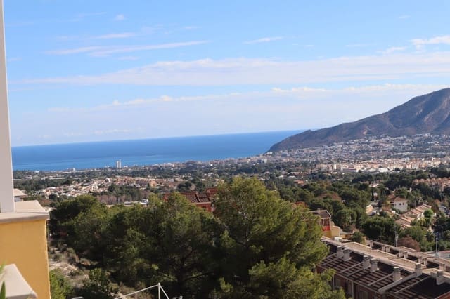 4 makuuhuone Huvila myytävänä paikassa La Nucia mukana uima-altaan 
autotalli - 366 000 € (Ref: 9273022)