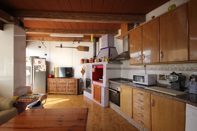 5 slaapkamer Villa te koop in La Nucia met zwembad garage - € 475.000 (Ref: 9273026)