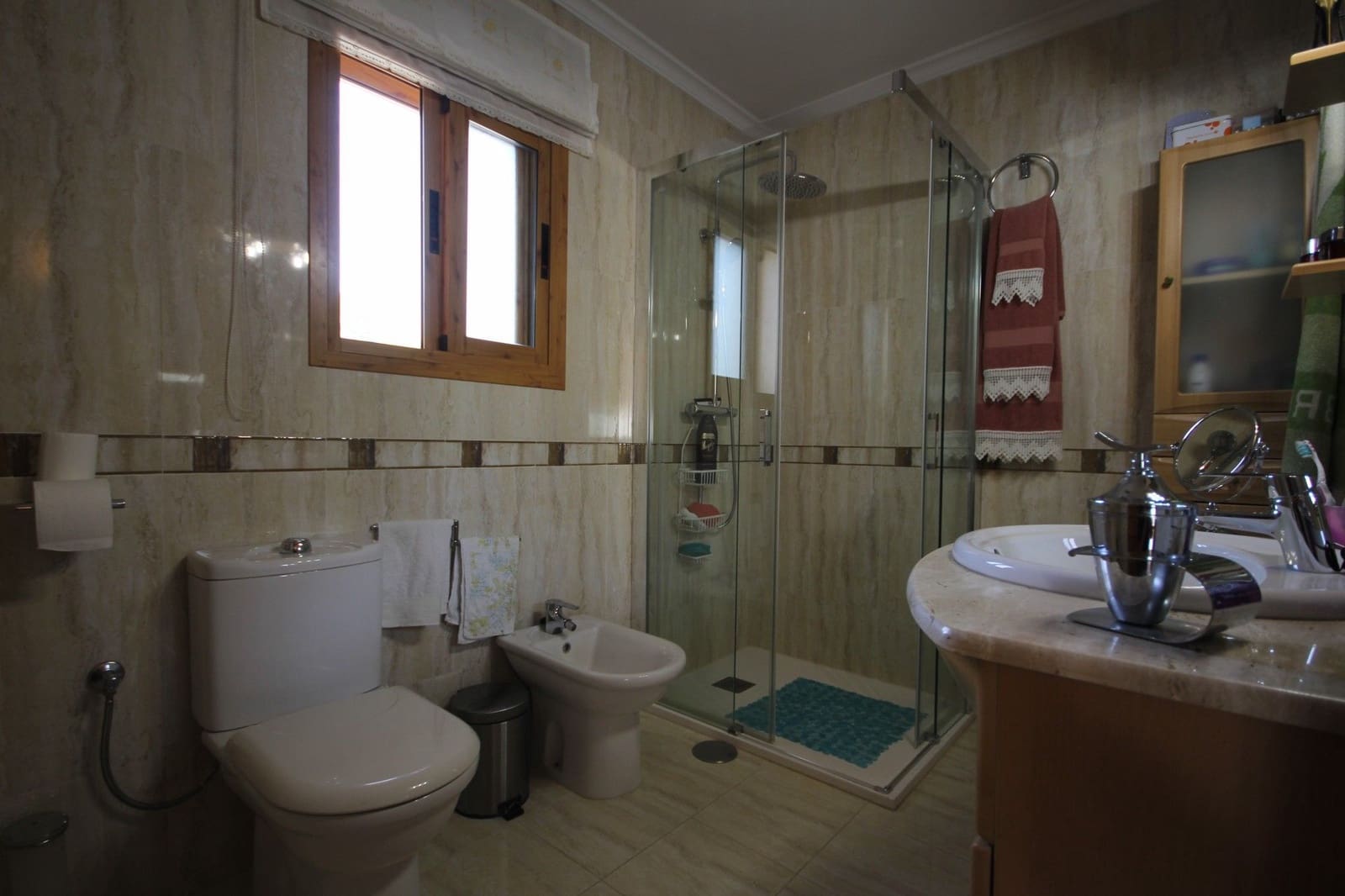 5 slaapkamer Villa te koop in La Nucia met zwembad garage - € 475.000 (Ref: 9273026)