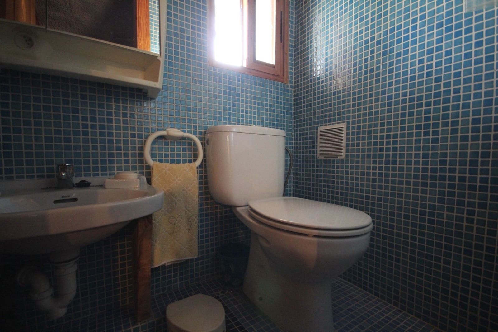 5 slaapkamer Villa te koop in La Nucia met zwembad garage - € 475.000 (Ref: 9273026)