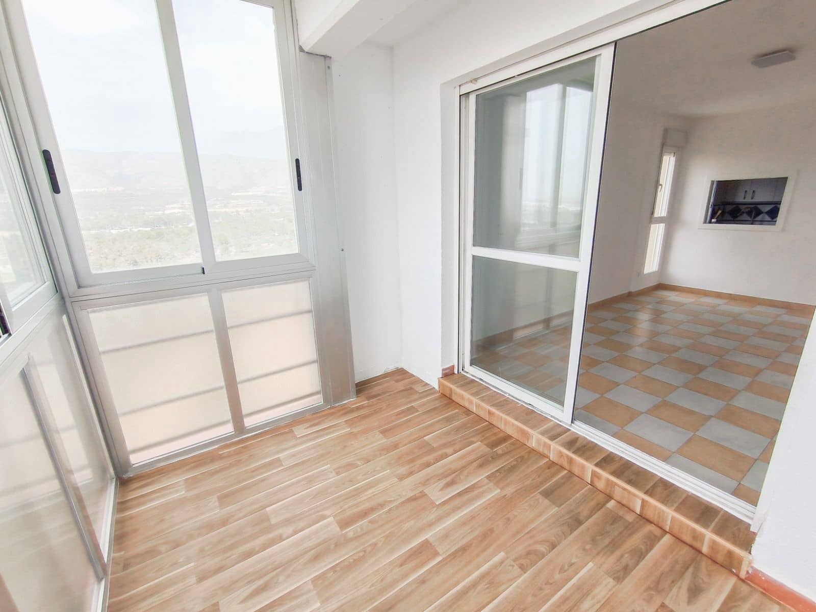 2 sovrum Lägenhet till salu i Benidorm med pool garage - 235 000 € (Ref: 9274075)