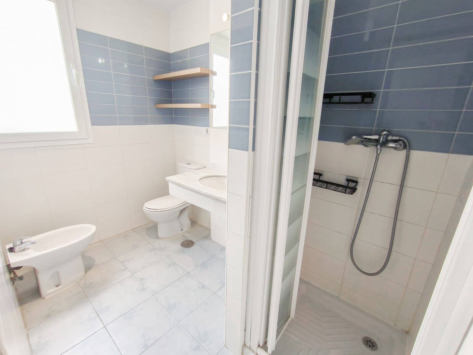 2 sovrum Lägenhet till salu i Benidorm med pool garage - 235 000 € (Ref: 9274075)