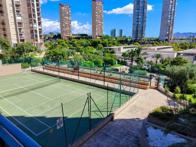 2 sovrum Lägenhet till salu i Benidorm med pool garage - 235 000 € (Ref: 9274075)