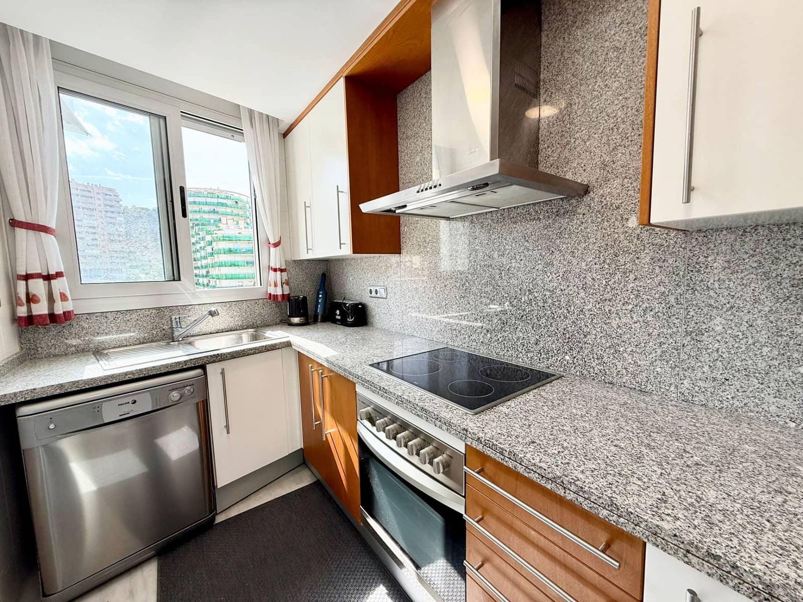 2 sovrum Lägenhet till salu i La Villajoyosa / Vila Joiosa med pool garage - 289 000 € (Ref: 9274076)