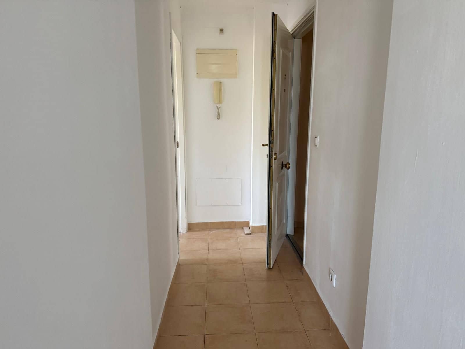 2 soverom Leilighet til salgs i Benidorm med svømmebasseng garasje - € 235 000 (Ref: 9274077)