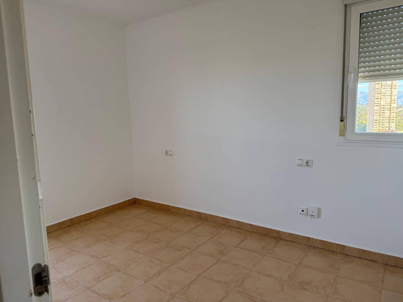 2 soverom Leilighet til salgs i Benidorm med svømmebasseng garasje - € 235 000 (Ref: 9274077)